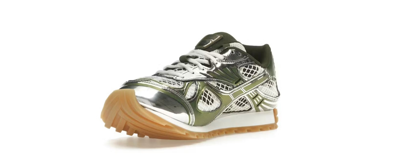 BOTTEGA VENETA
 Orbit ‘Mud’