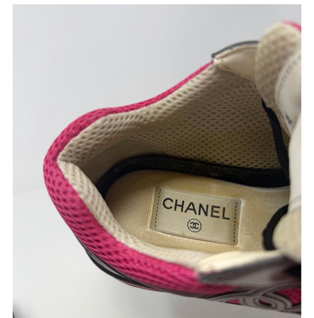 CC low top runner “burgundy/Black/Pink”