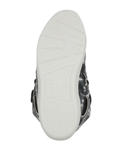 L6NV1N Curb ‘Black/White’