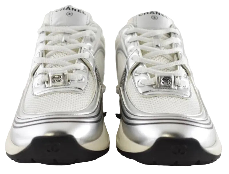 CC low top Runner “Silver/White/Black”