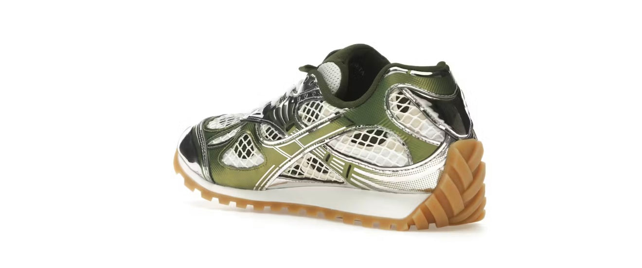 BOTTEGA VENETA
 Orbit ‘Mud’