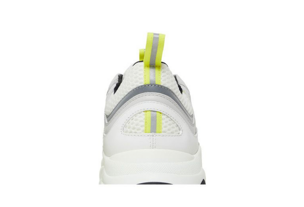 Dior
 B22 ‘White Yellow’