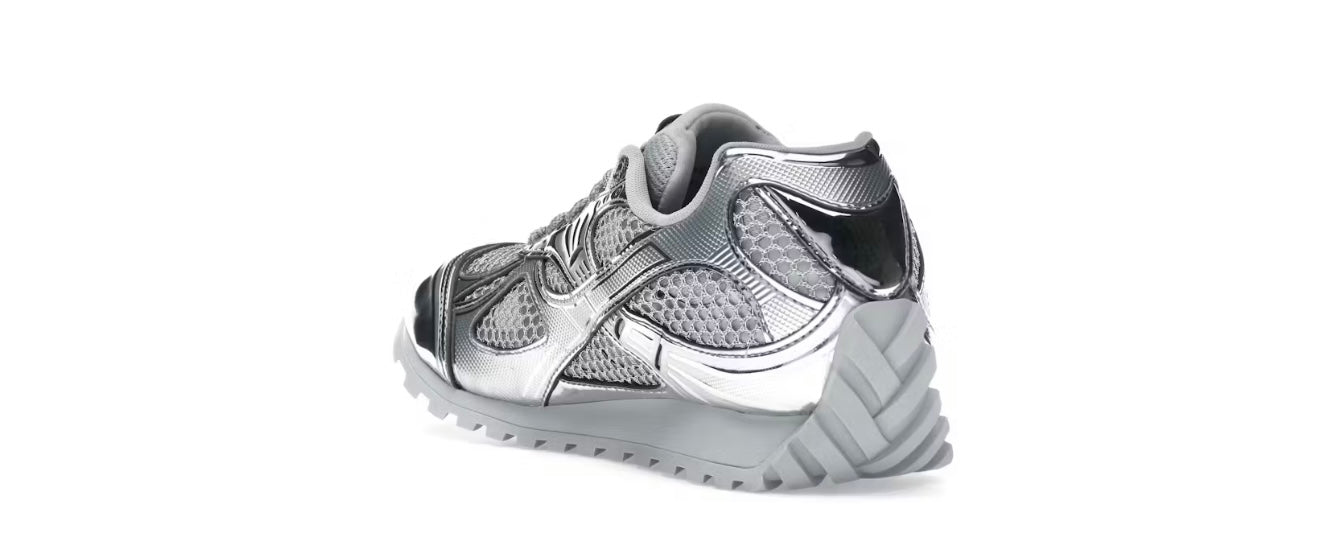 BOTTEGA VENETA
 Orbit ‘Silver’