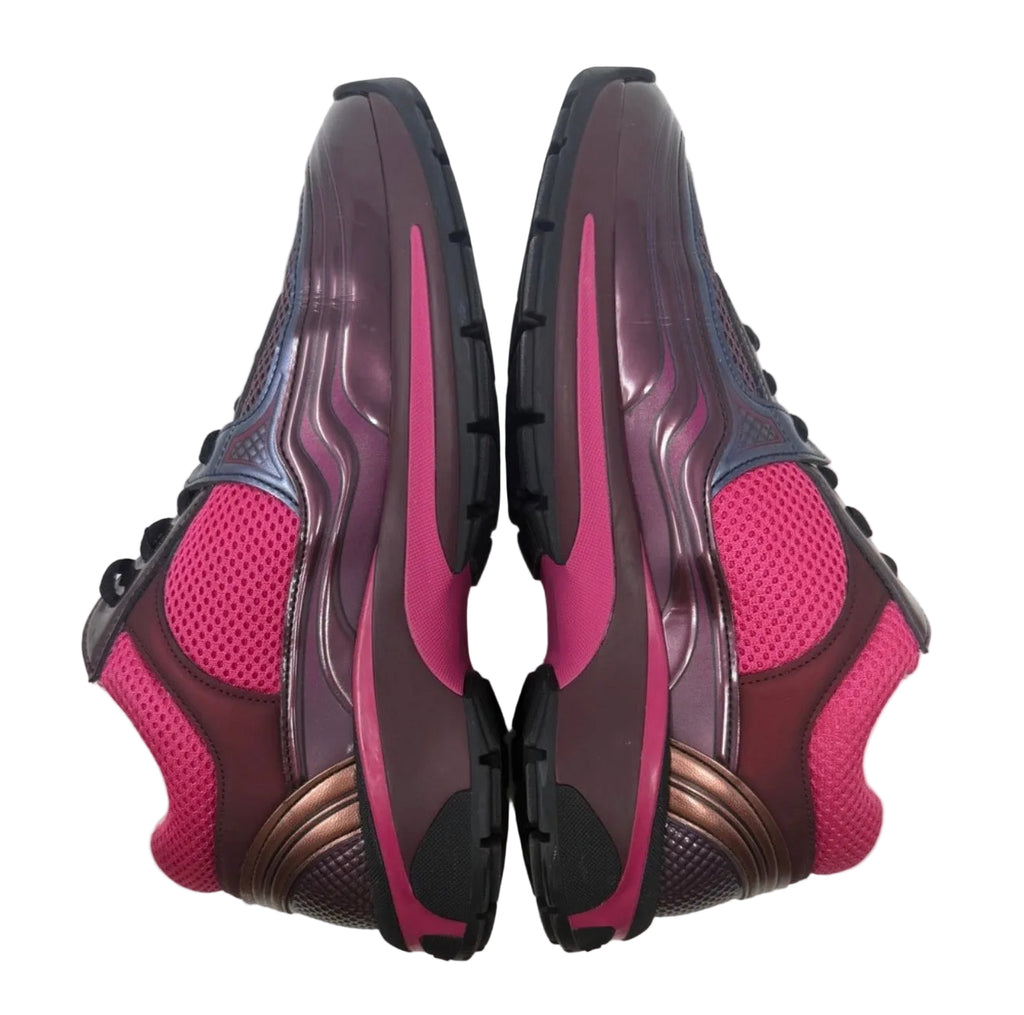CC low top runner “burgundy/Black/Pink”