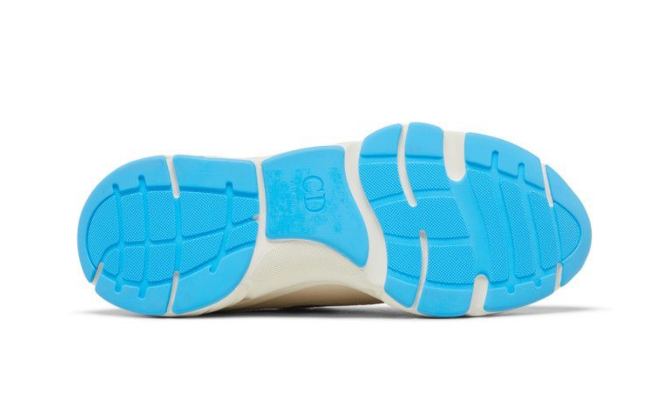 CD B22 ‘Crème Light Blue’