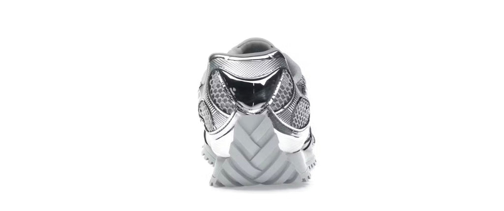 BOTTEGA VENETA
 Orbit ‘Silver’