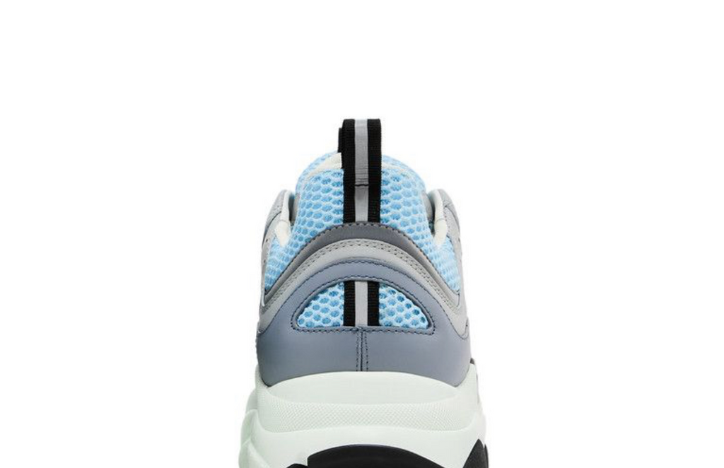 Dior
 B22 ‘White Blue’