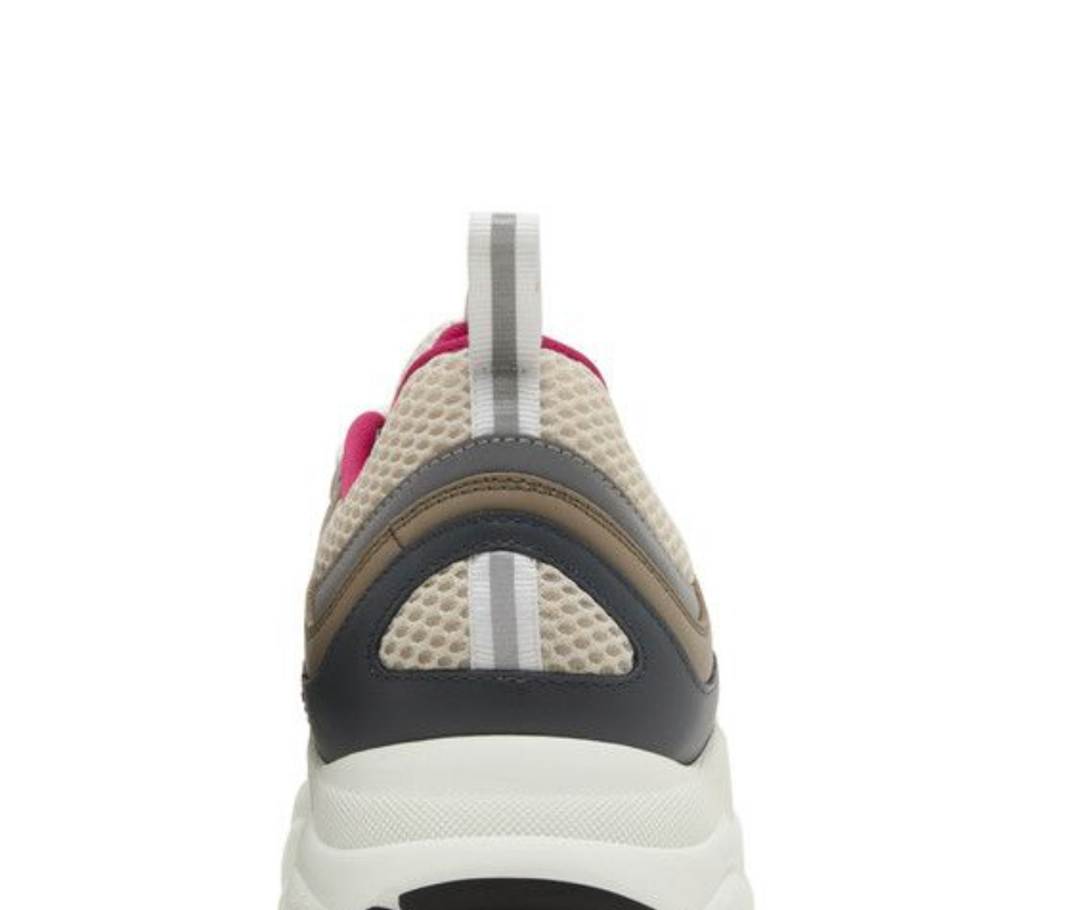 CD B22 ‘Beige Deep Greg’