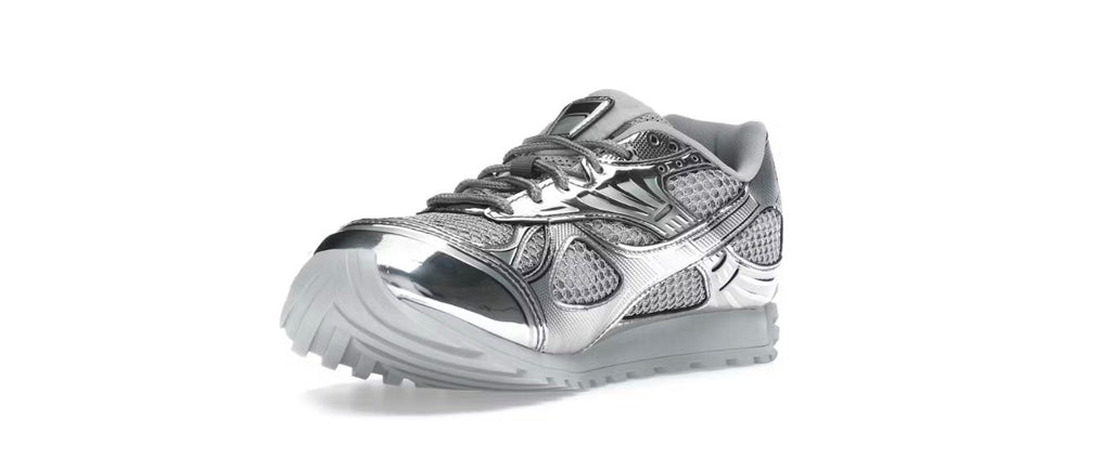 BOTTEGA VENETA
 Orbit ‘Silver’