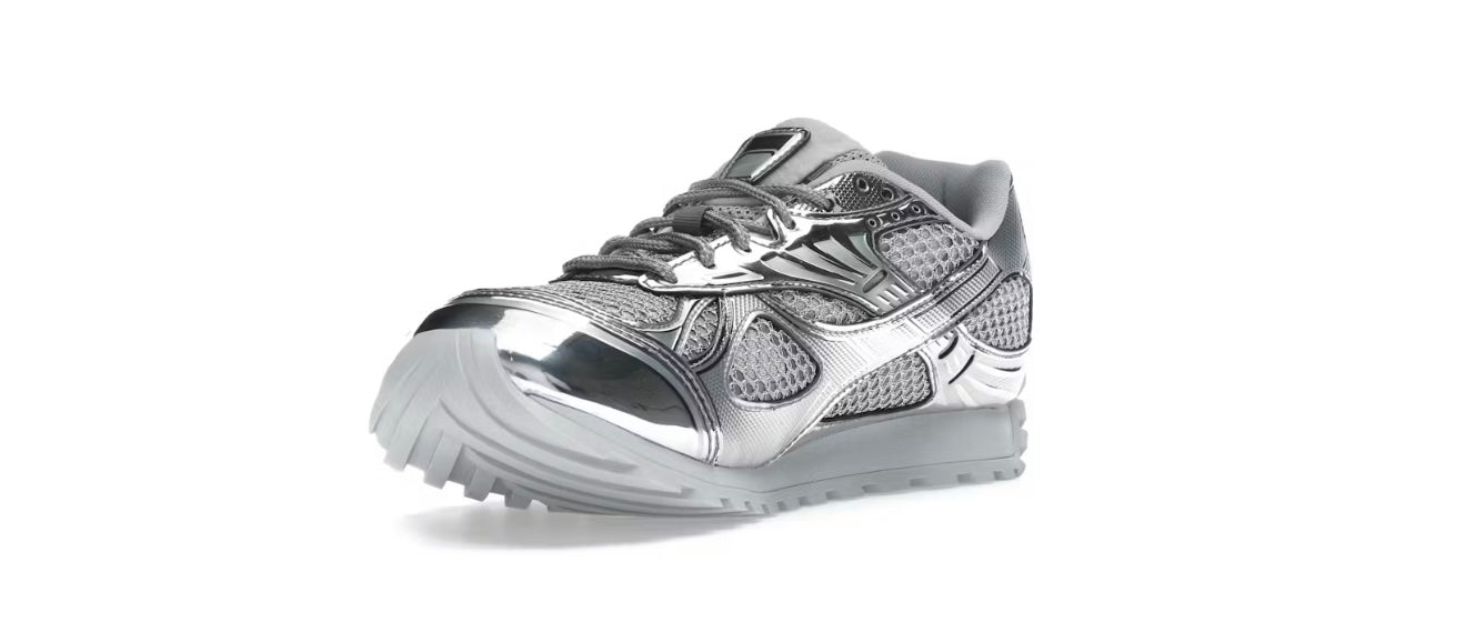 BOTTEGA VENETA
 Orbit ‘Silver’