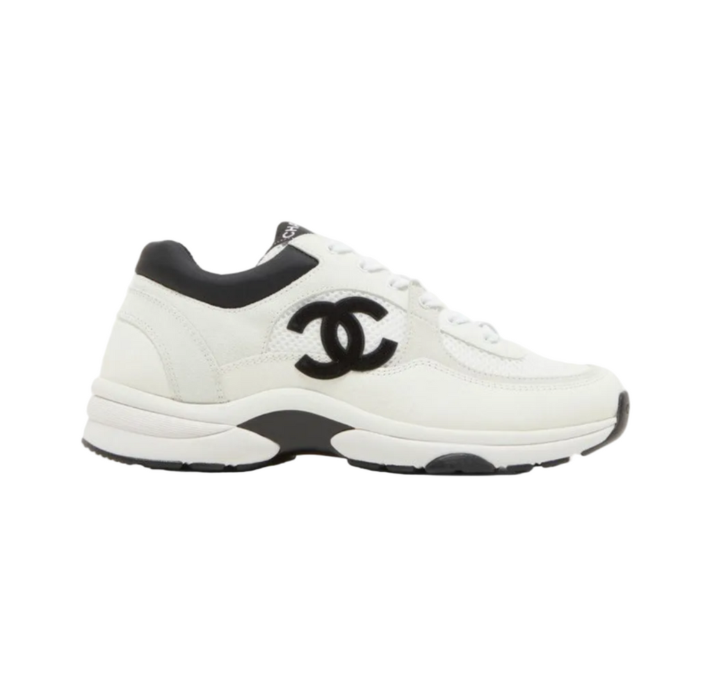 CHANEL Low top Logo Trainer