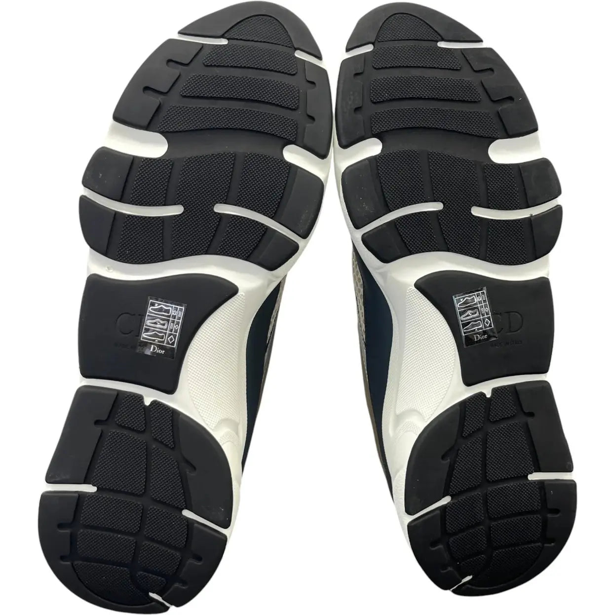 D1OR B22 ‘Beige Deep Greg’