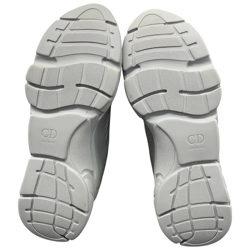 Dior
 B22 ‘Grey’