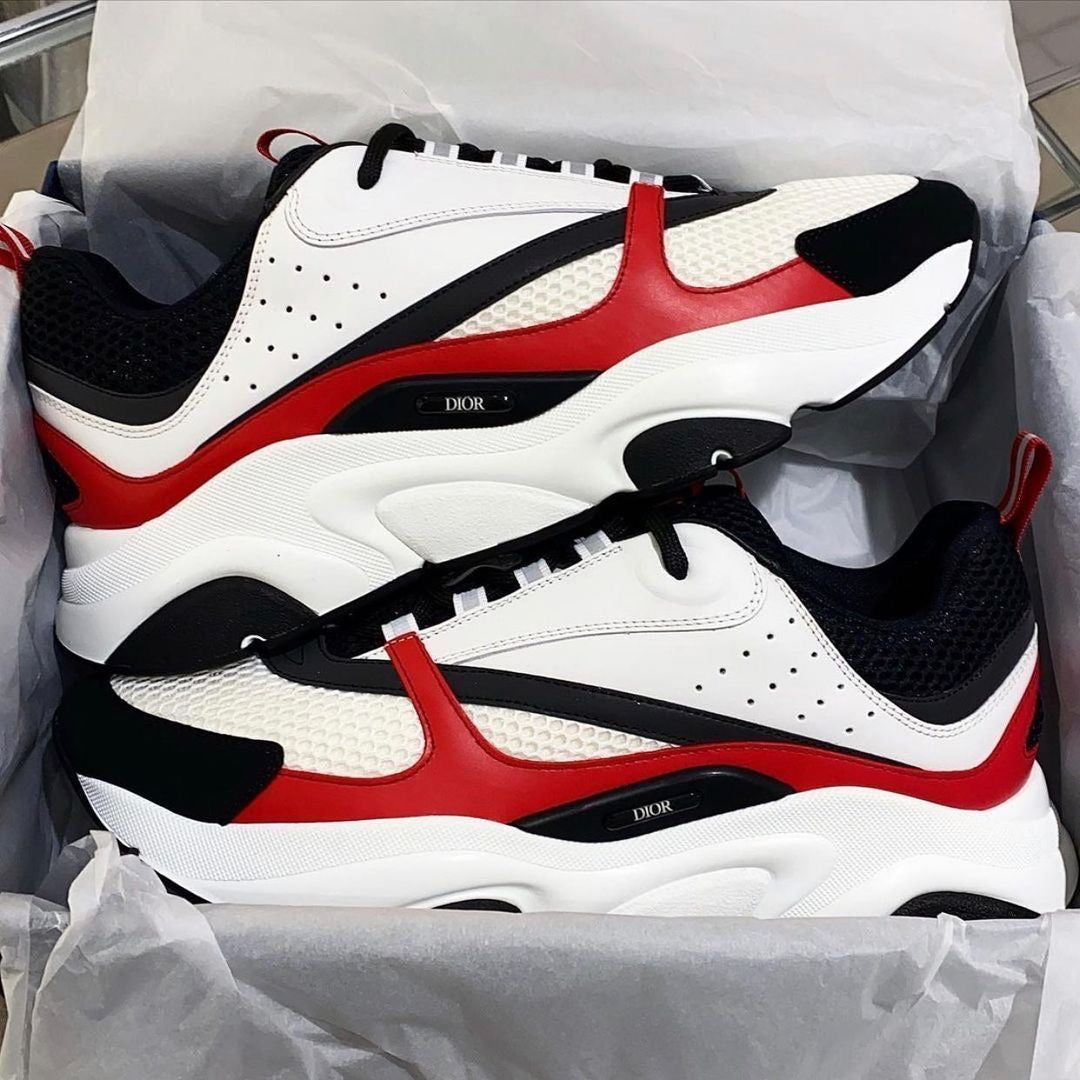 Dior
 B22 ‘White Red’