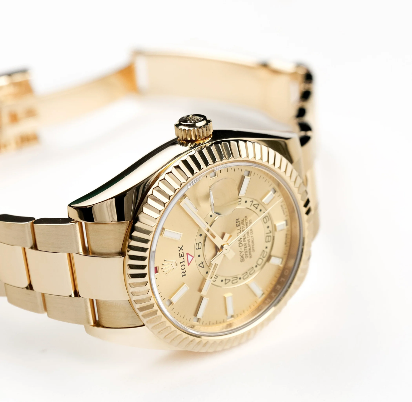 Rolex Sky-Dweller 326938 Yellow Gold Champagne Dial Oyster